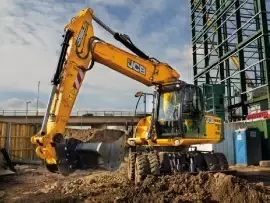 Колесный экскаватор JCB 200