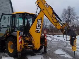 Экскаватор-погрузчик JCB 4cx с гидромолотом