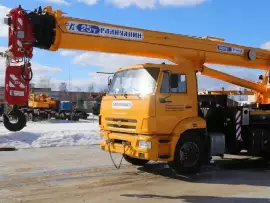Автокран Галичанин 25 тонн 31 метра