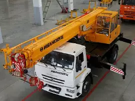 Автокран Ивановец 16 тонн 18 метров