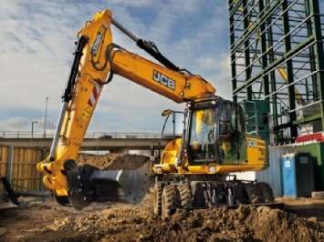 Аренда колесного экскаватора JCB 200