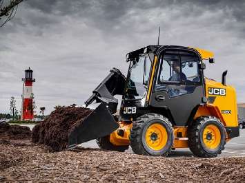 Аренда мини погрузчика JCB 250